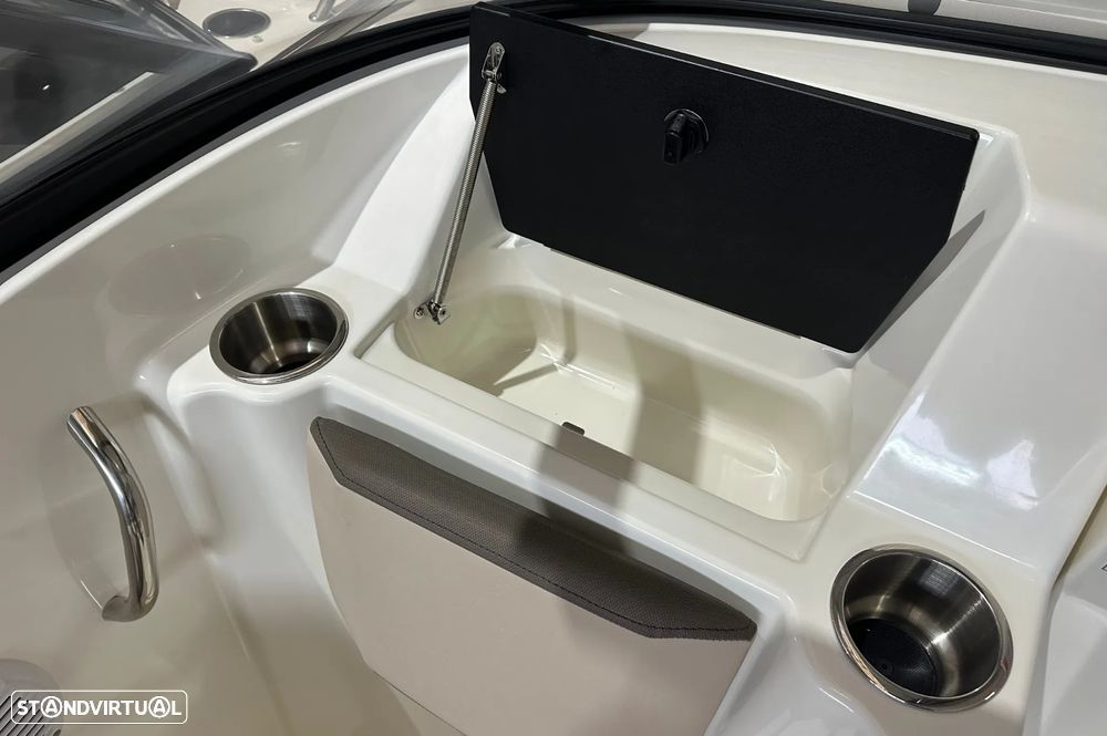 Bayliner VR6 OB Cuddy - 18