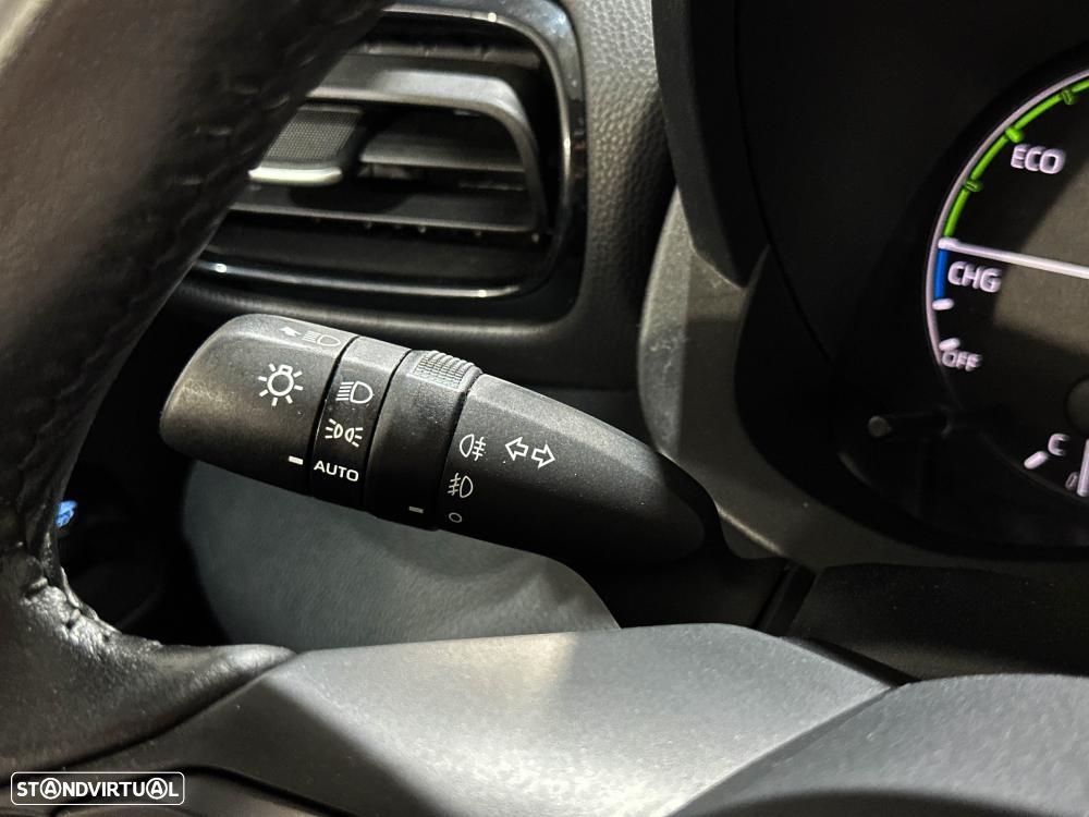 Toyota Yaris 1.5 HDF Premier Edition - 41