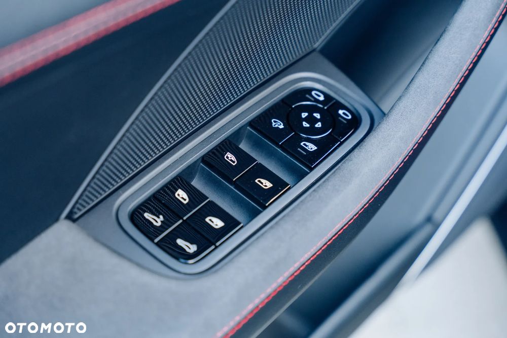 Porsche Panamera GTS - 26