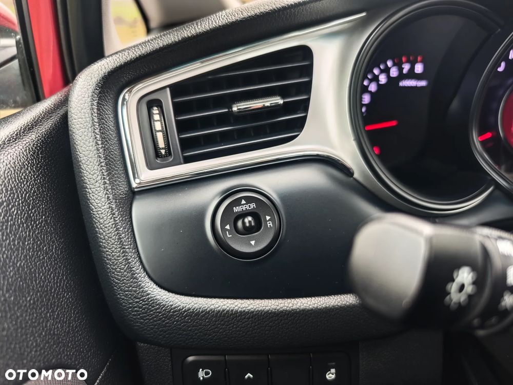 Kia Ceed 1.6 GDI L - 26