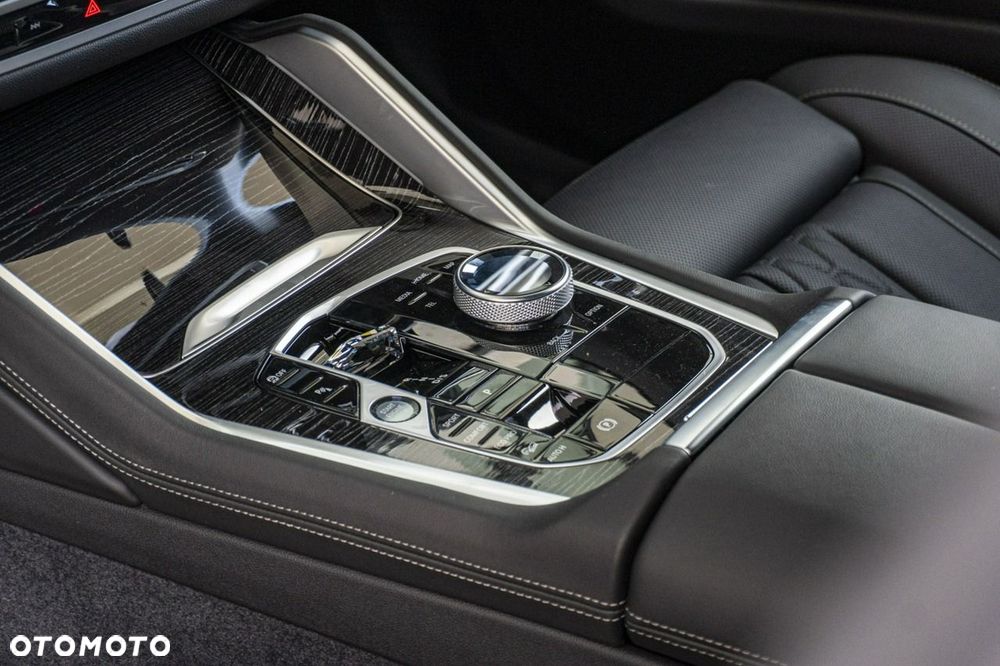 BMW X6 - 19