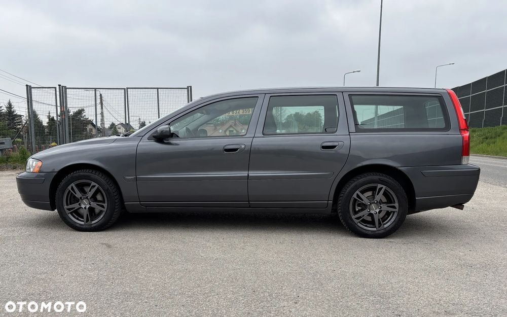 Volvo V70 2.4 Momentum - 40