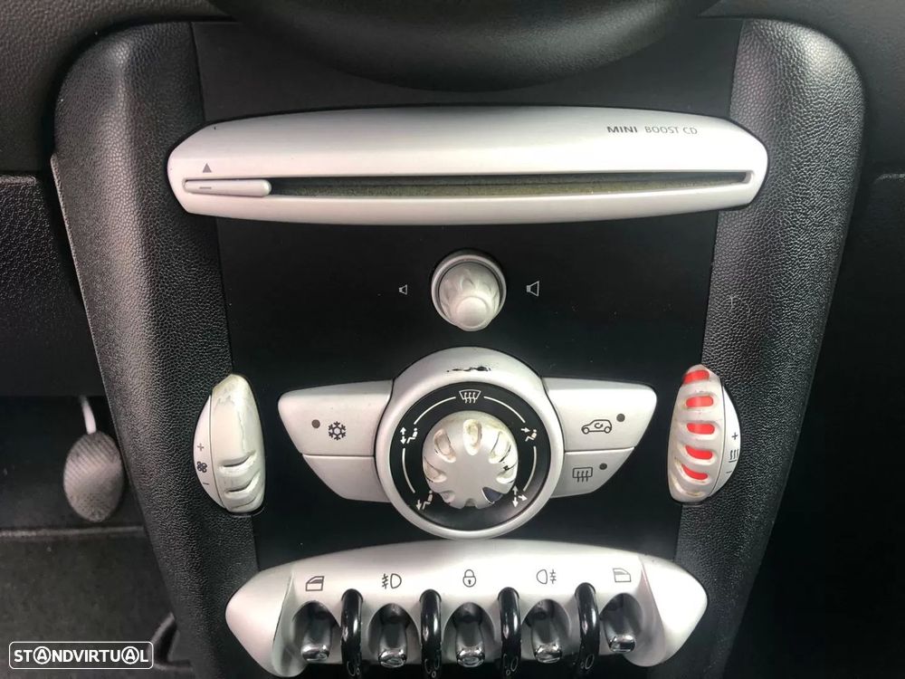 MINI 3 Portas Cooper D - 11