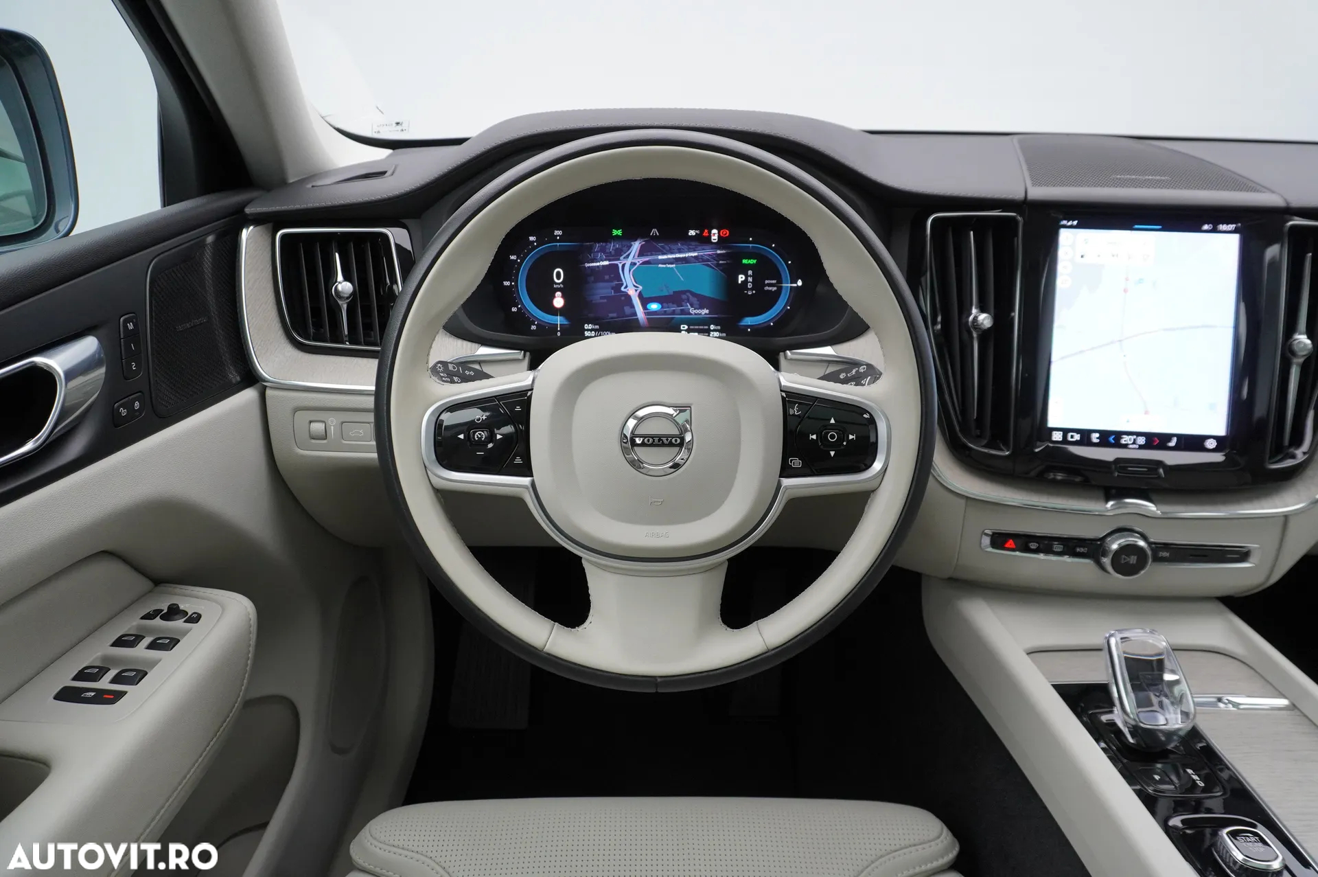 Volvo XC 60 Recharge T8 Twin Engine eAWD Inscription - 17