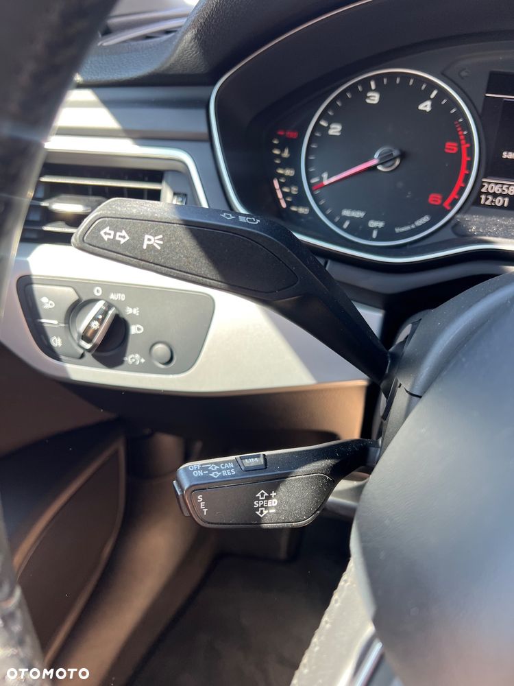 Audi A4 Avant 2.0 TDI - 37