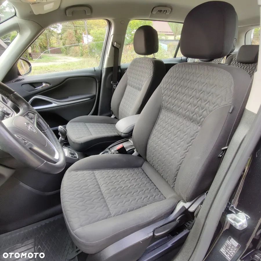 Opel Zafira - 38
