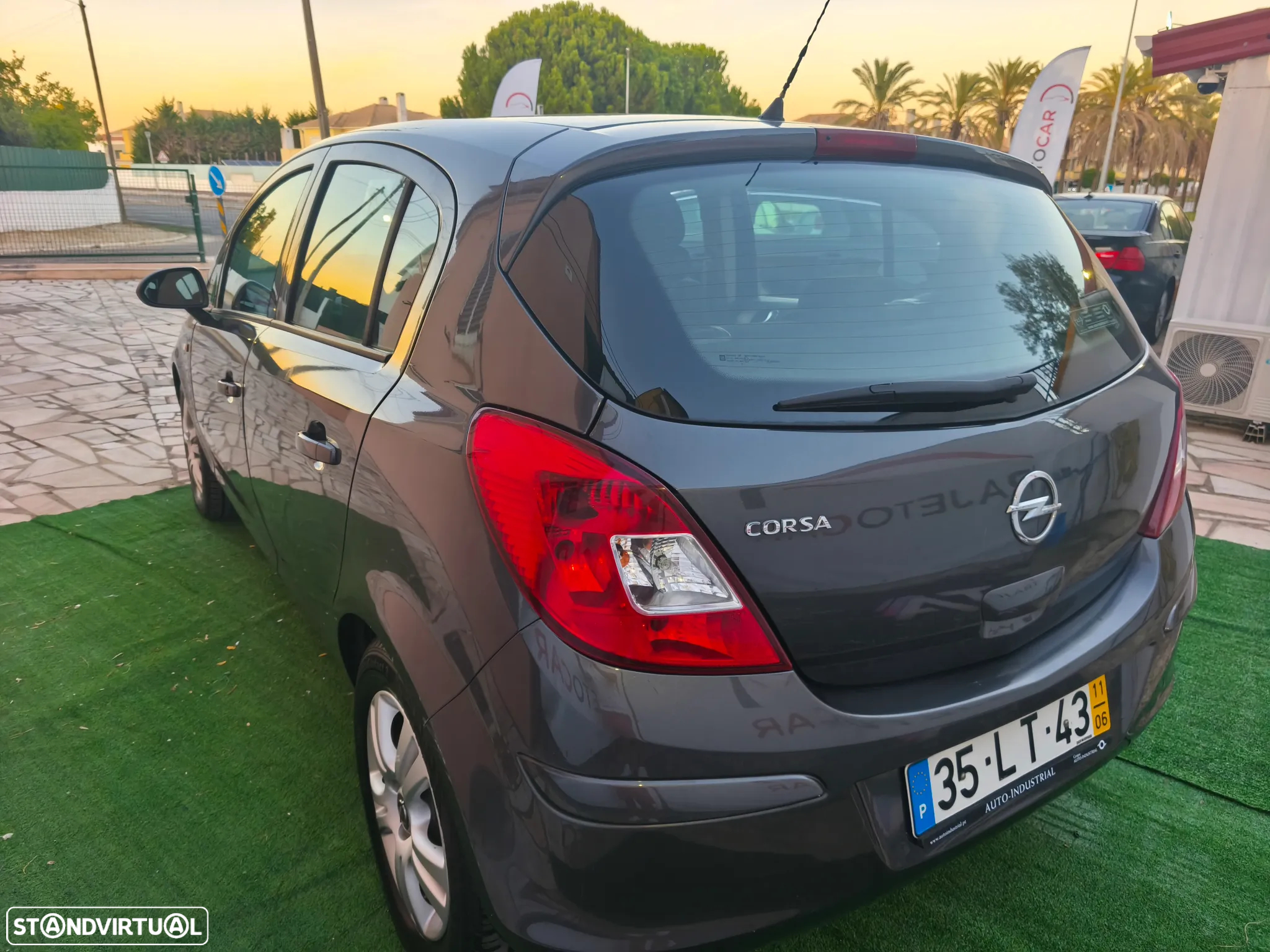 Opel Corsa 1.2 Enjoy - 3