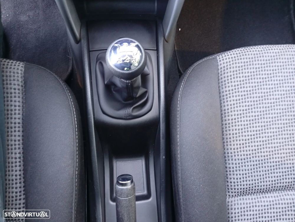 Peugeot 207 SW 1.6 HDi Sport - 13