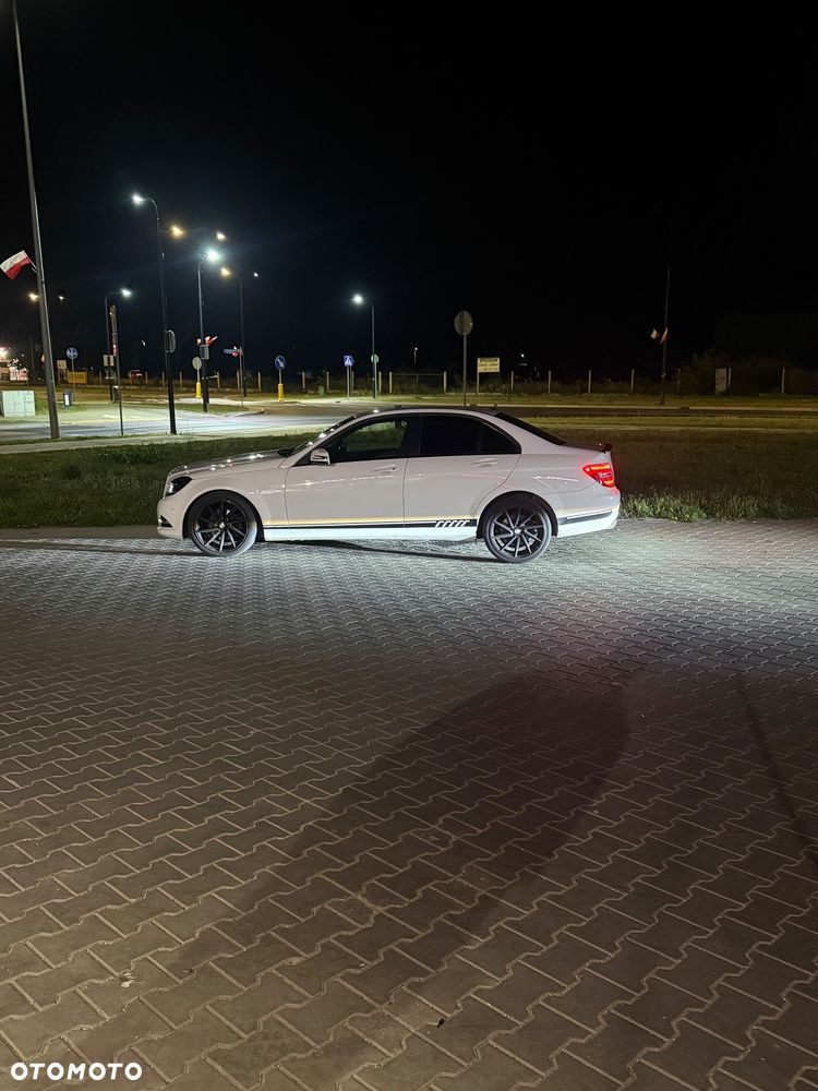 Mercedes-Benz Klasa C - 24