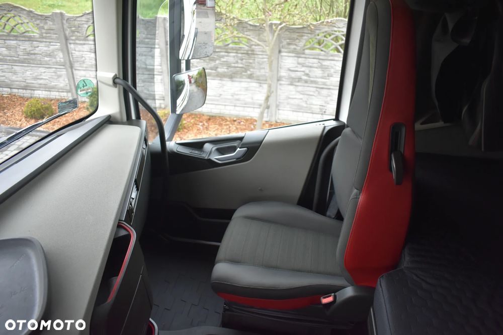 Volvo FH 460 XL // ZABUDOWY MIĘDZYOSIOWE //FULL LED // NOWE OPONY // NAVI // - 25