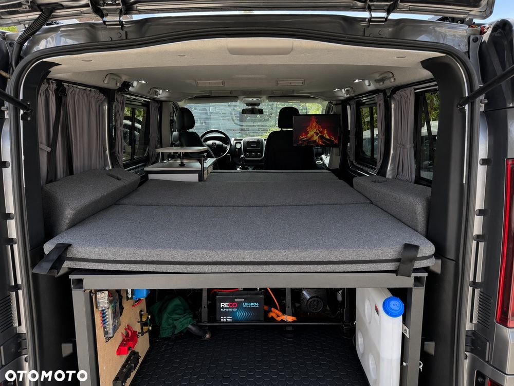Renault Trafic - 25