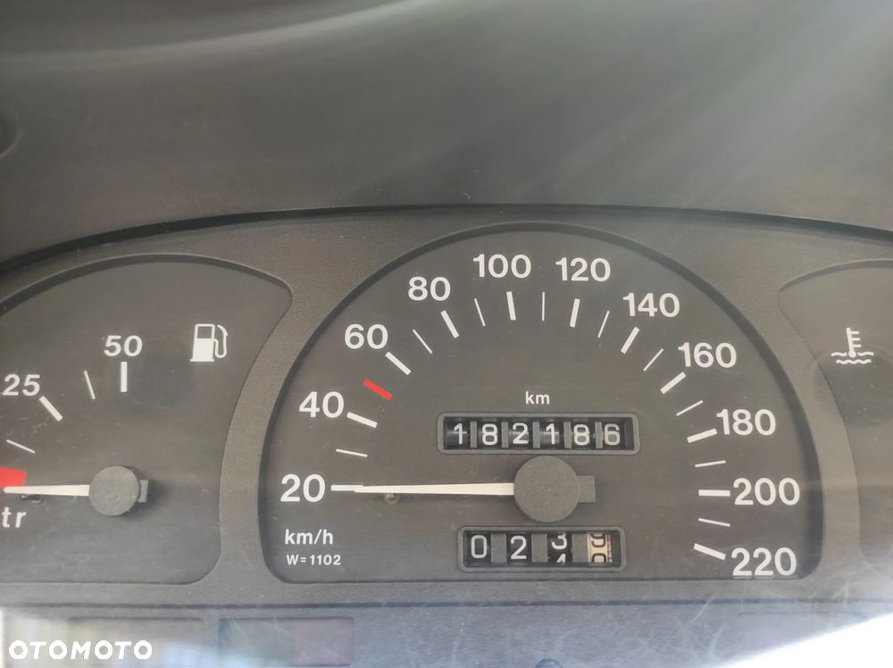 Opel Astra 1.4 Base - 7