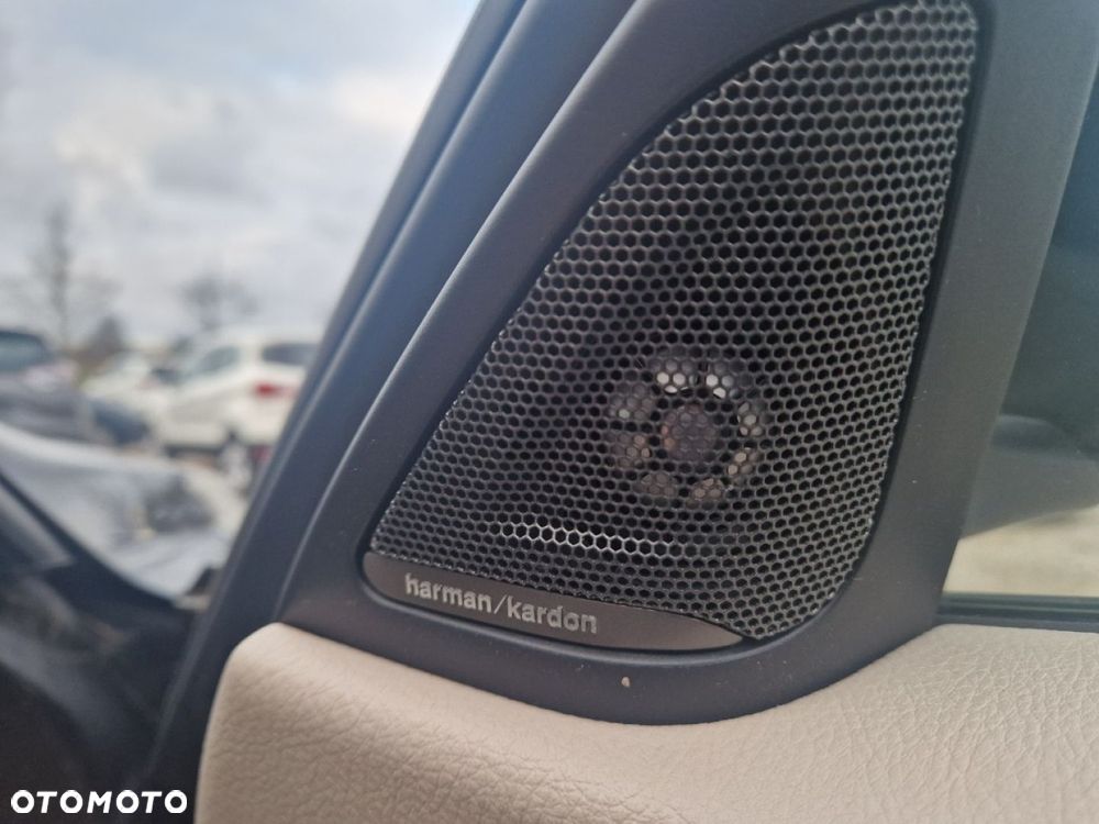 BMW Seria 3 - 24