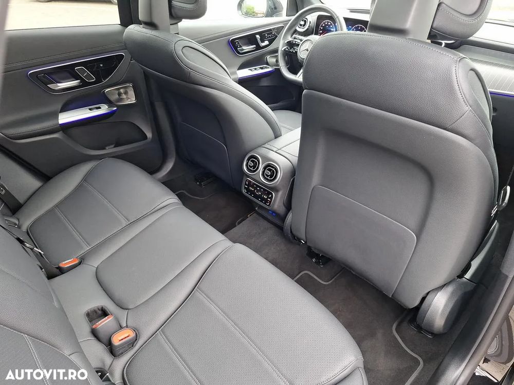Mercedes-Benz GLC 300 d 4MATIC MHEV - 27