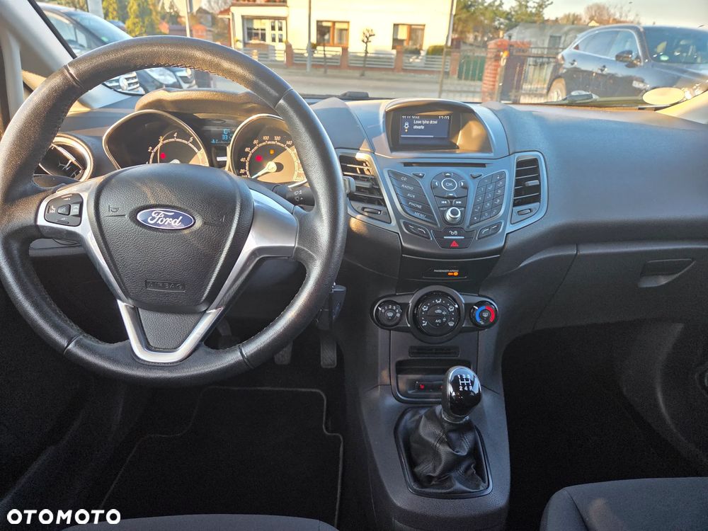 Ford Fiesta - 10