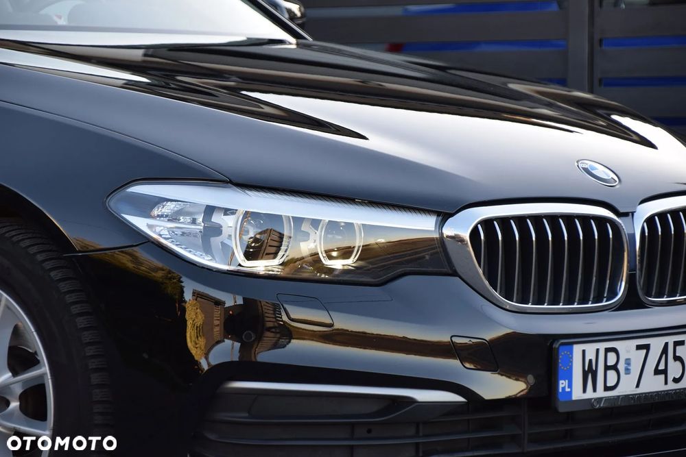 BMW Seria 5 518d - 4