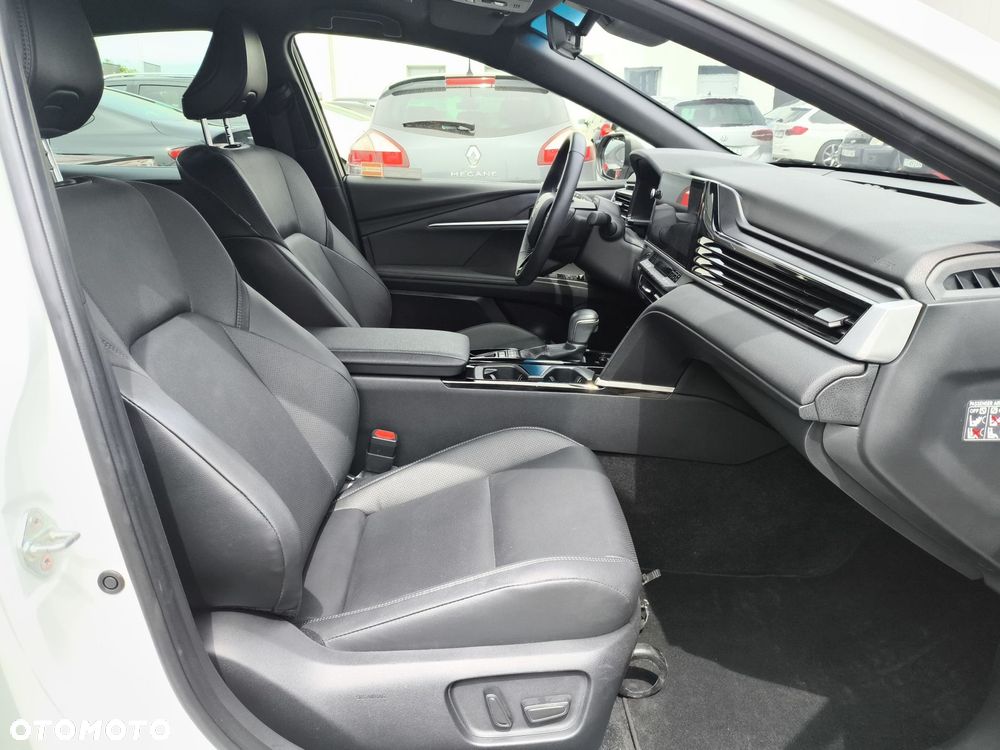 Toyota Camry - 22
