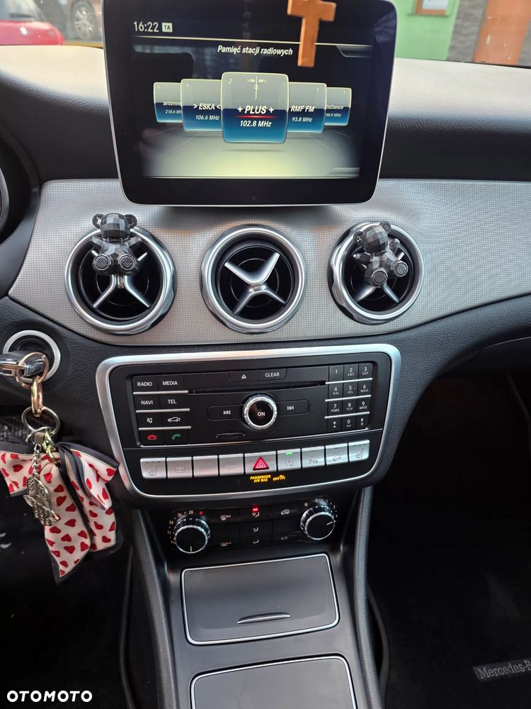 Mercedes-Benz GLA 220 4-Matic Style - 19