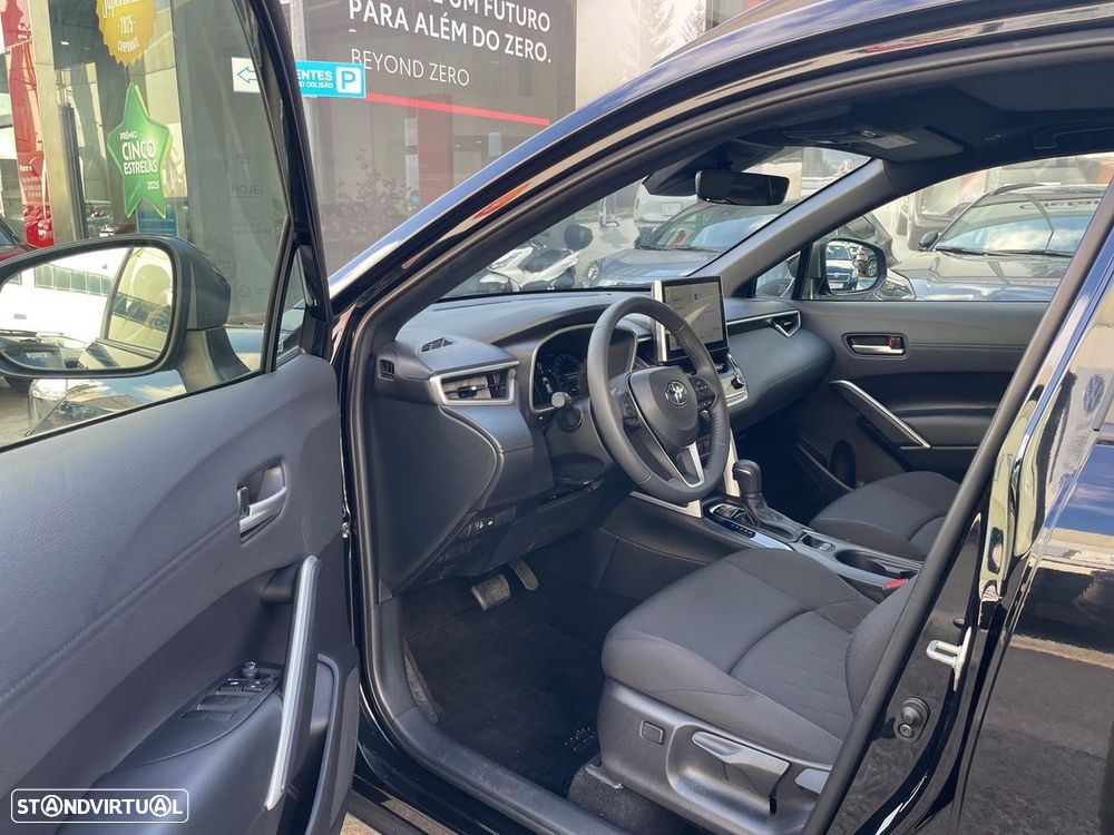 Toyota Corolla Cross 2.0 Hybrid Exclusive - 14