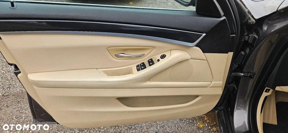 BMW Seria 5 - 10