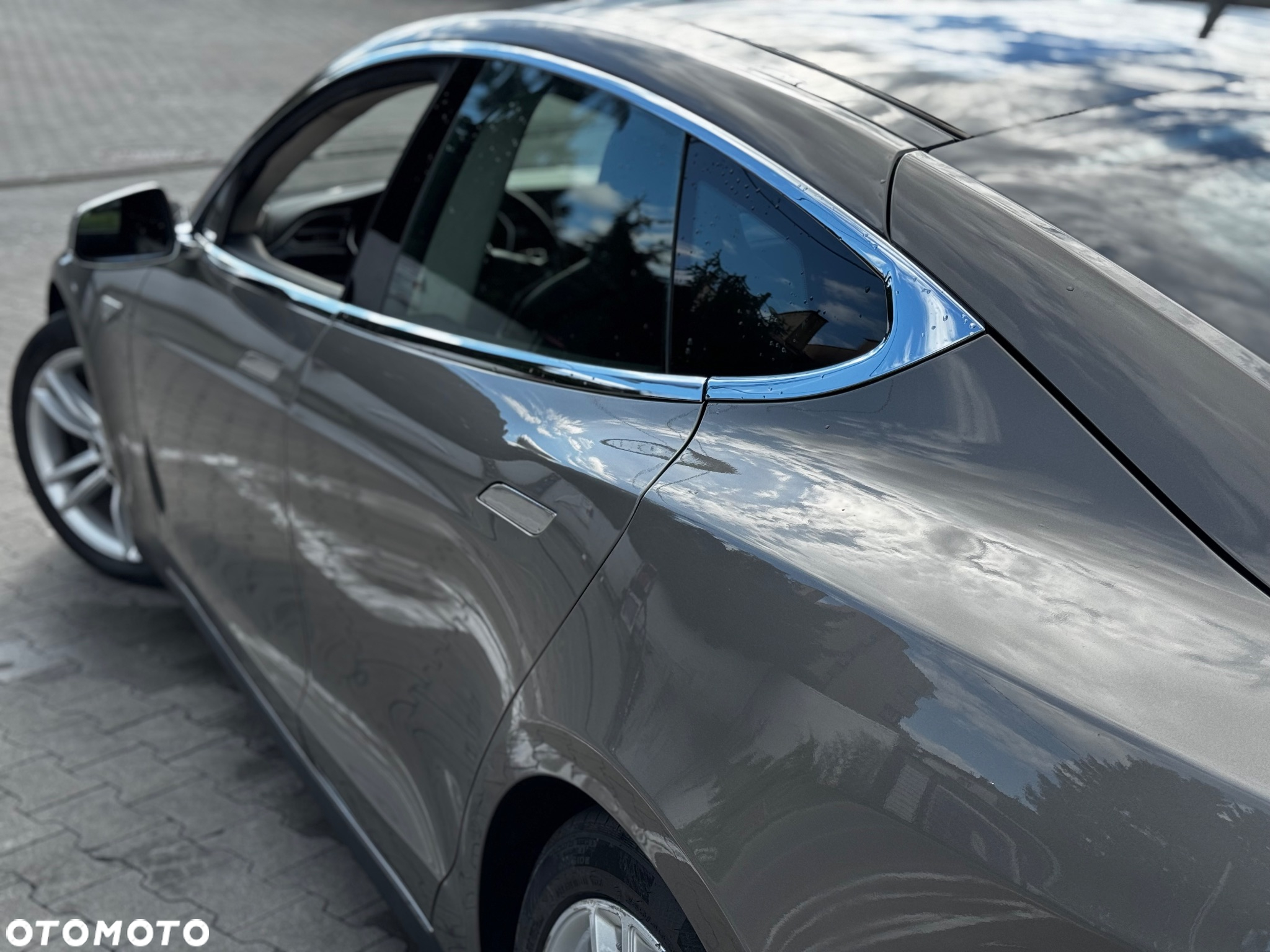 Tesla Model S Long Range Plus - 16