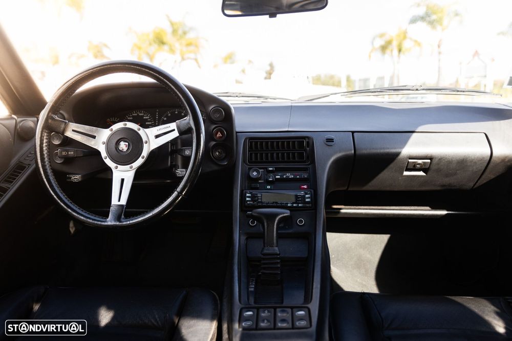 Porsche 928 S4 - 10