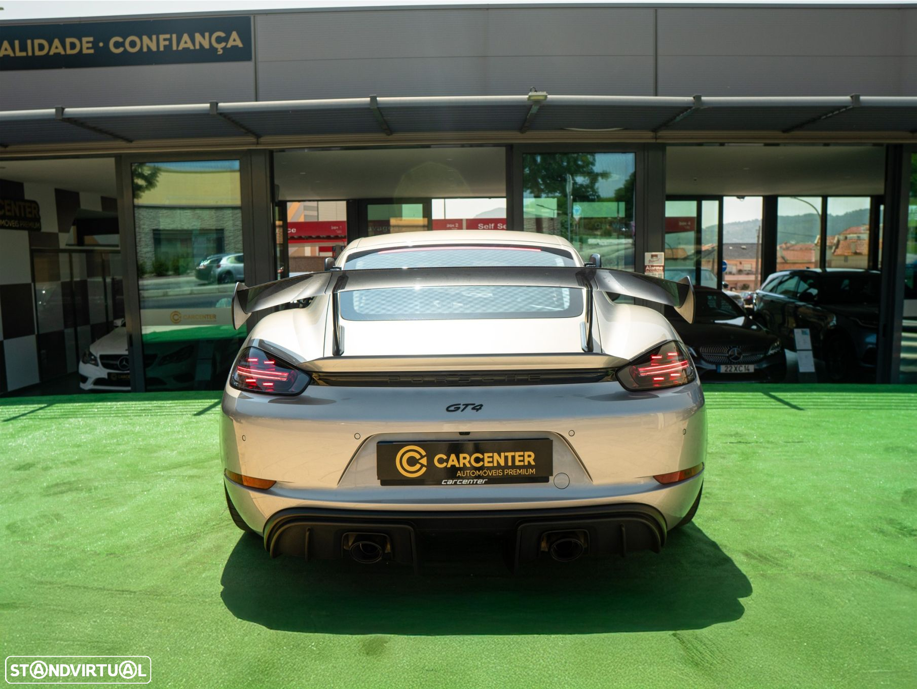 Porsche 718 Cayman GT4 PDK - 7