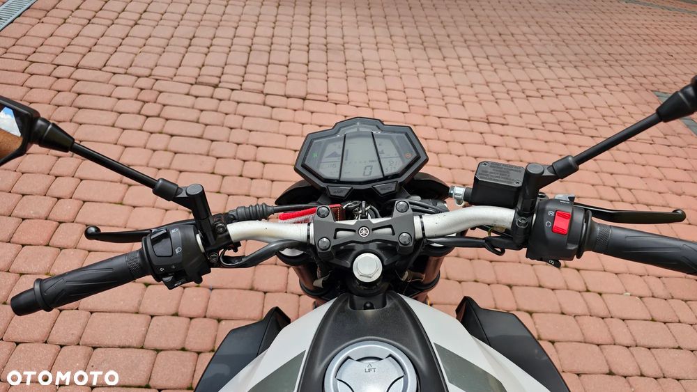 Yamaha MT - 34