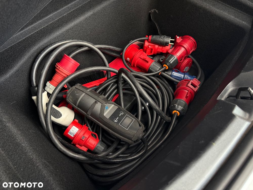 Tesla Model 3 Performance AWD - 29