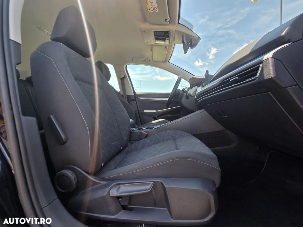 Volkswagen Golf 1.5 eTSI ACT DSG MHEV Life - 20