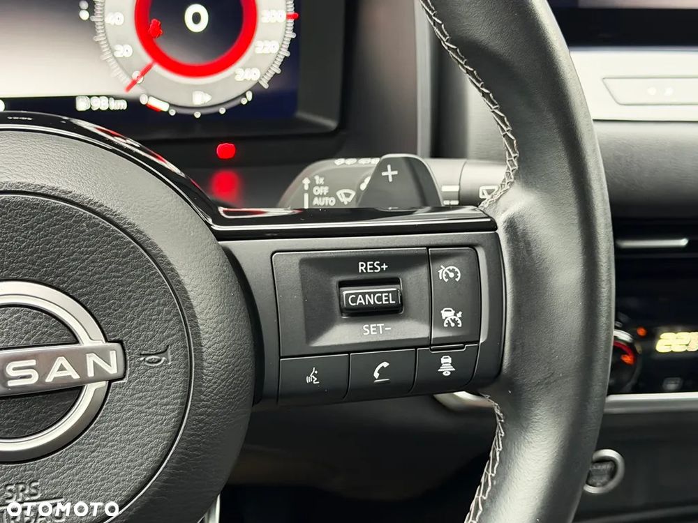 Nissan Qashqai 1.3 DIG-T MHEV Xtronic N-Design - 31