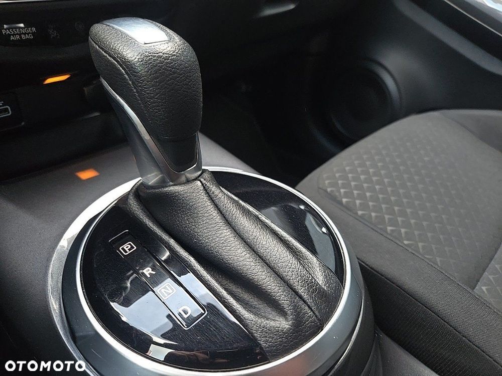 Nissan Juke 1.0 DIG-T Acenta DCT - 18