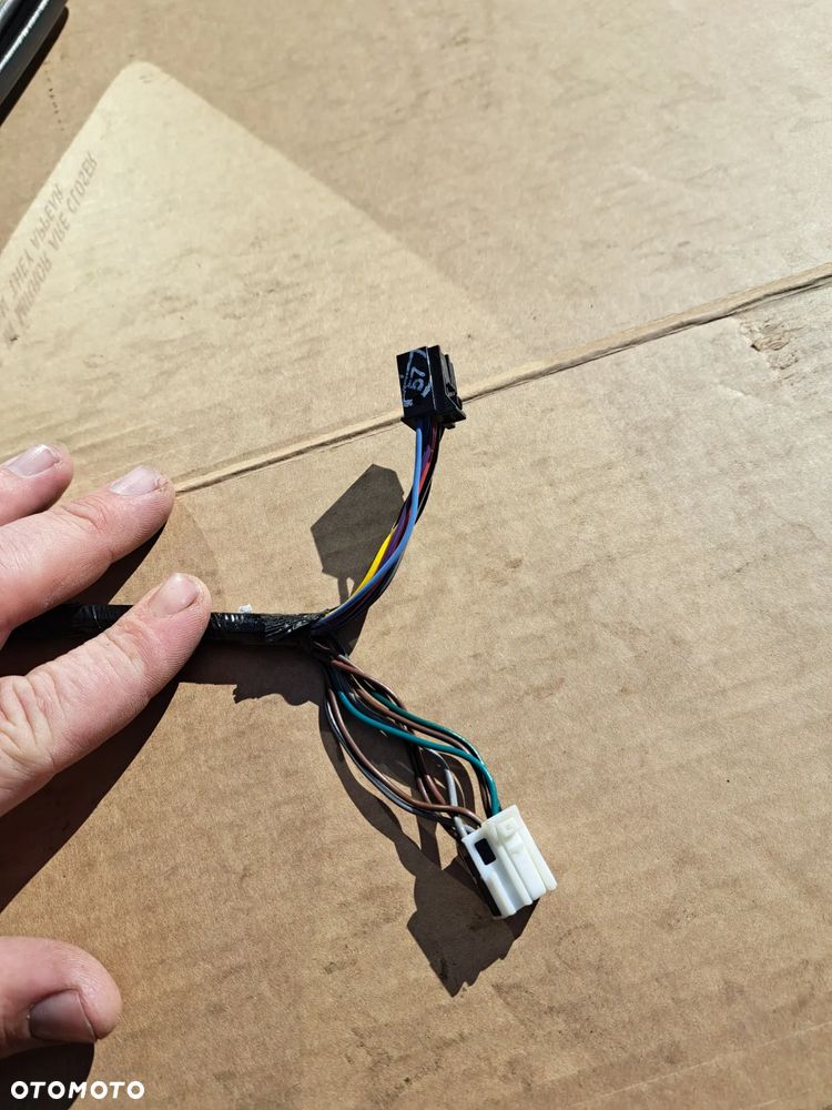 Lusterko lusterka lewe prawe Dodge RAM IV 1500 2500 68231243AB 68231242AB 10+8 10+9 PIN 18 19 Pin 2014 2015 2016 2017 - 5