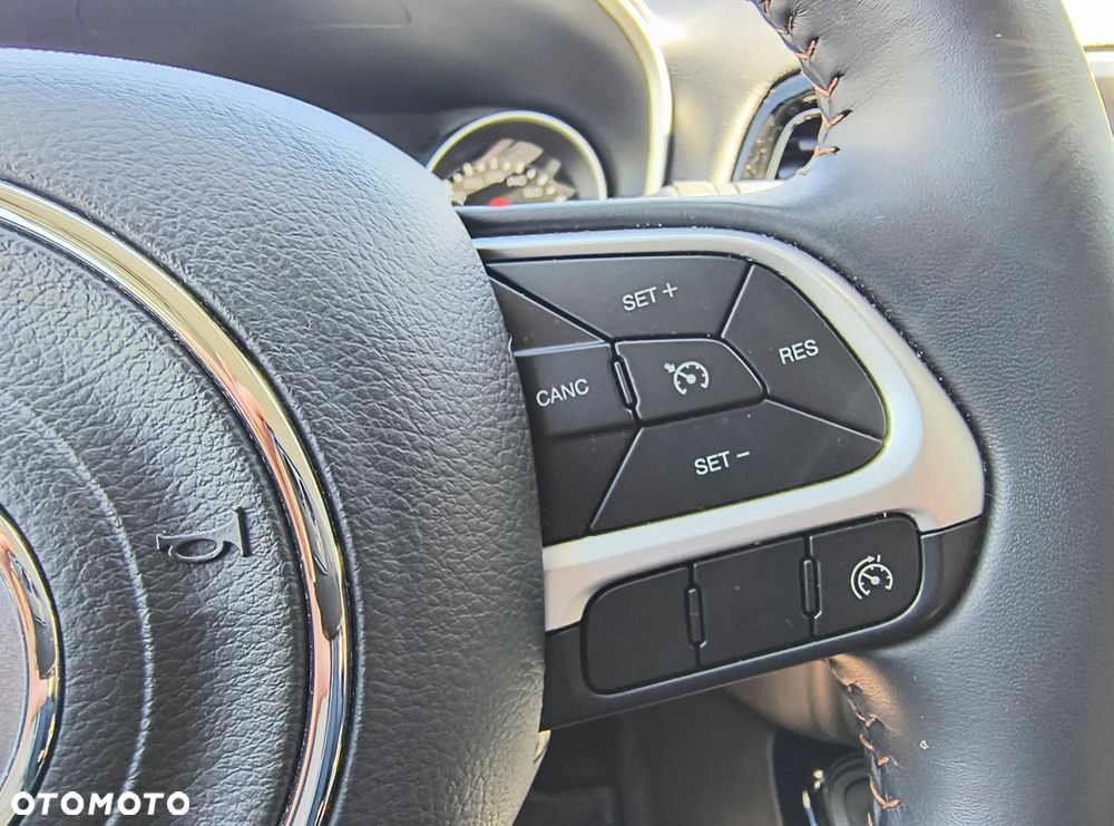 Jeep Compass 1.4 TMair Limited 4WD S&S - 14