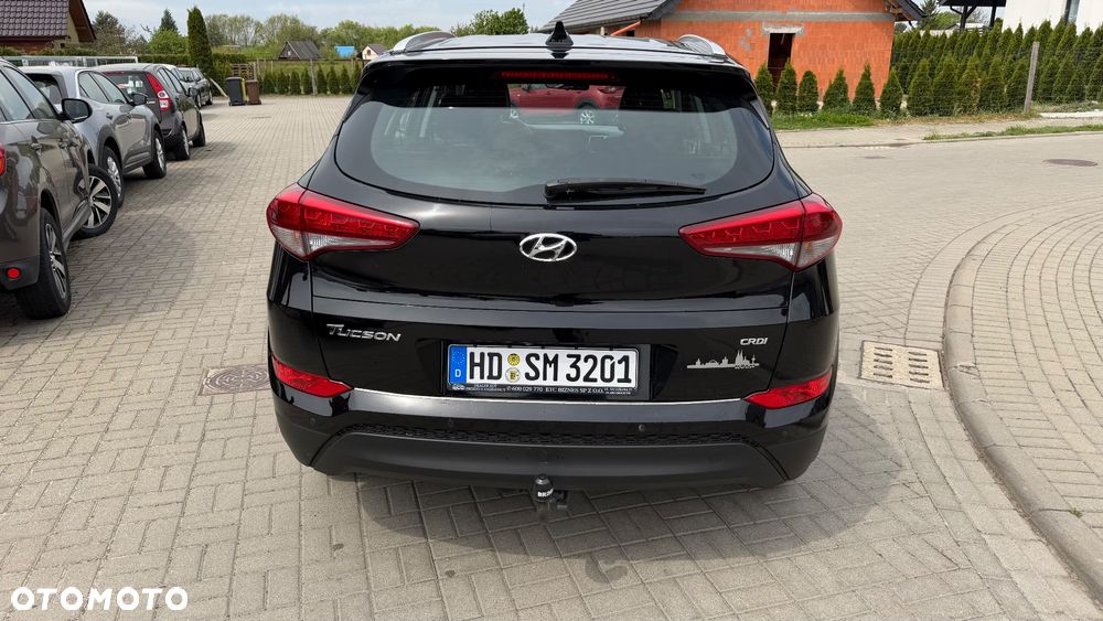 Hyundai Tucson 1.7 CRDI BlueDrive Style 2WD - 8