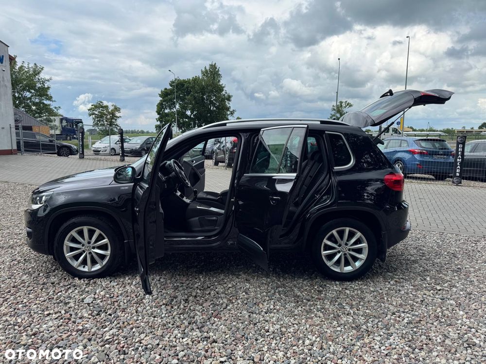 Volkswagen Tiguan - 36
