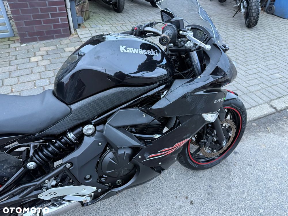 Kawasaki ER - 26