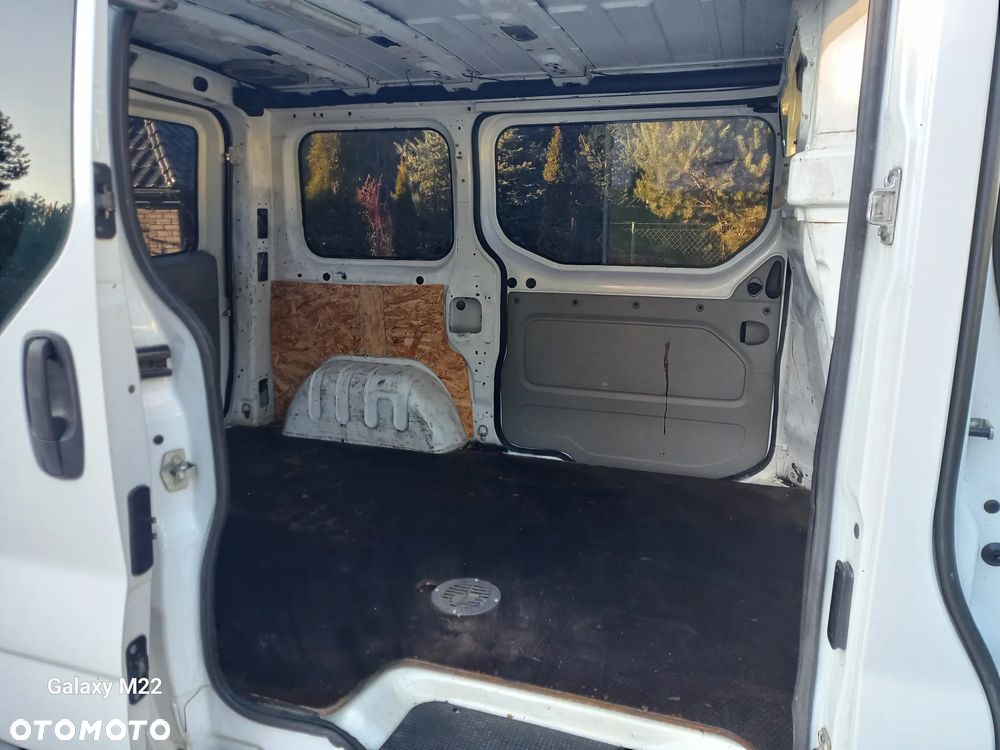 Opel Vivaro - 9