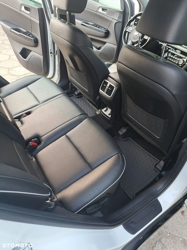 Kia Sportage 1.6 T-GDI Black Edition Plus 4WD DCT - 24