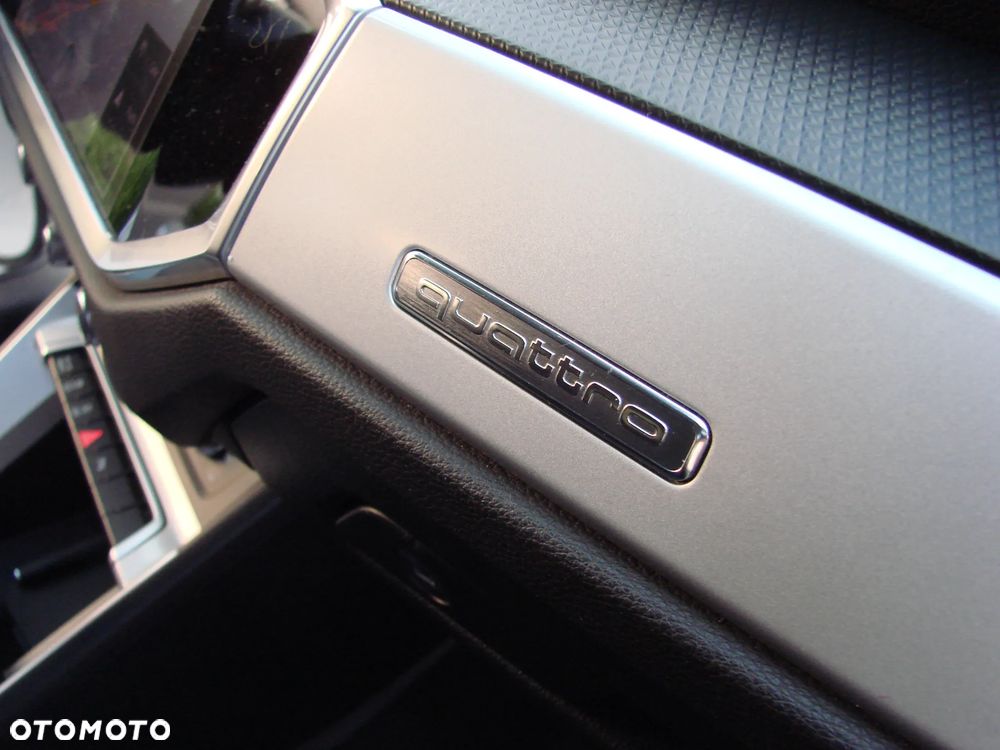 Audi Q3 - 24