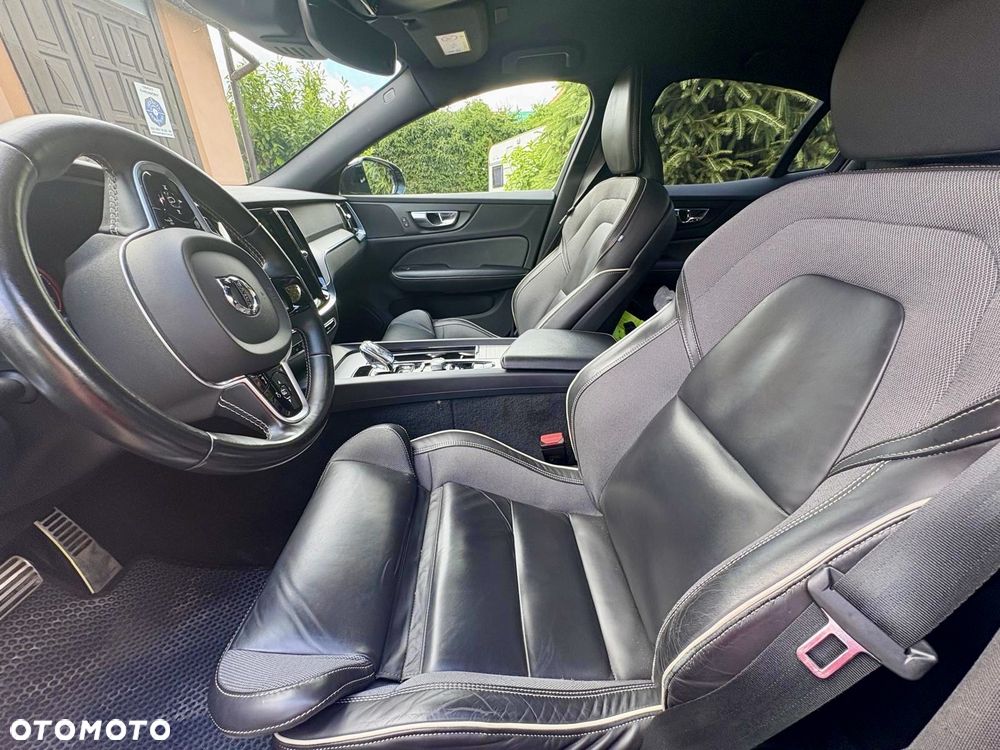 Volvo S60 B4 B R-Design - 8