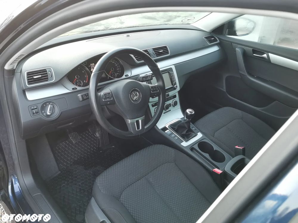 Volkswagen Passat Variant - 21