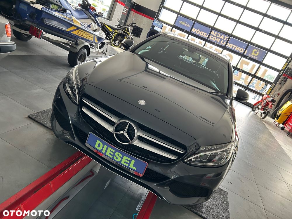 Mercedes-Benz Klasa C 200 (BlueTEC) d T Exclusive - 3