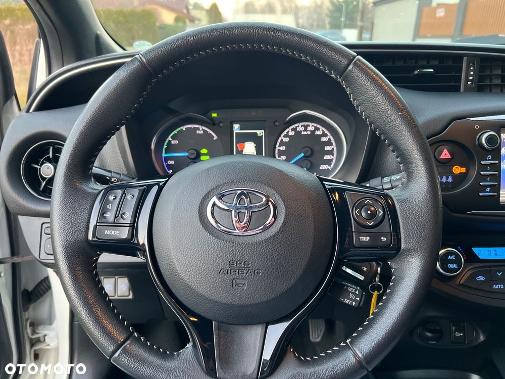 Toyota Yaris 1.5 VVT-i Selection - 31