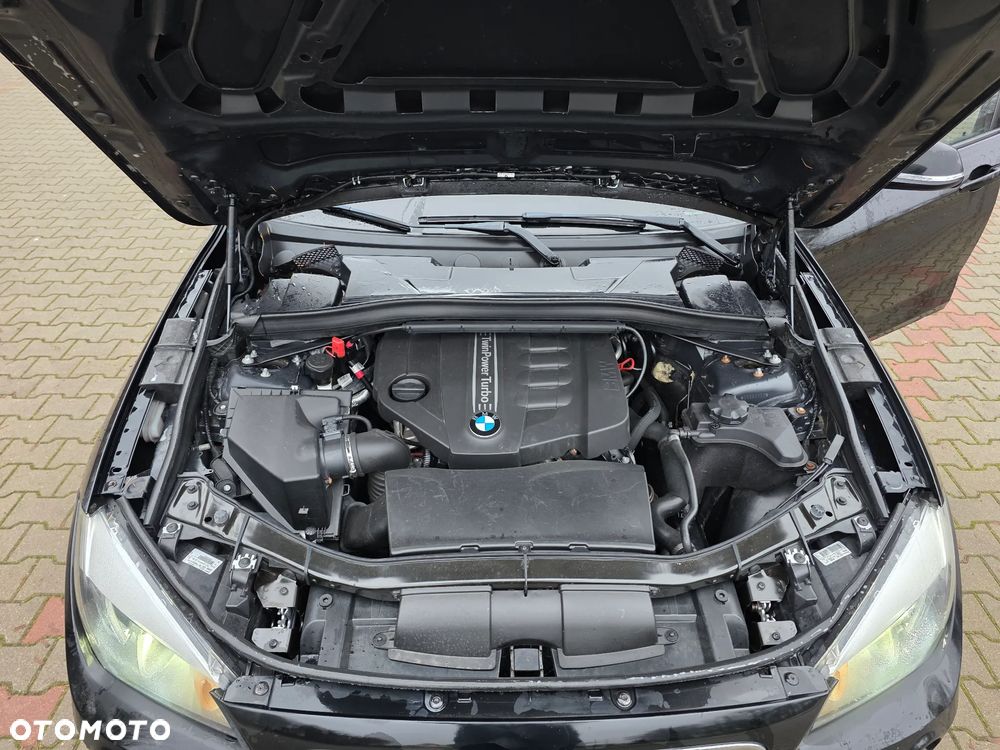 BMW X1 sDrive16d xLine - 33