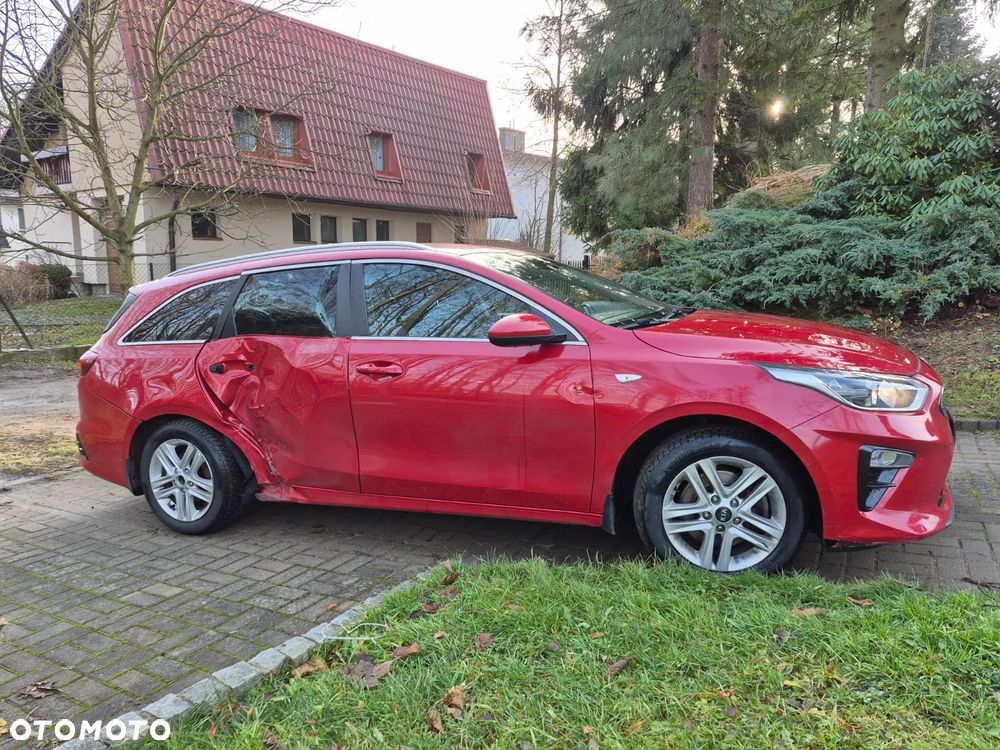 Kia Ceed 1.5 T-GDI M - 5