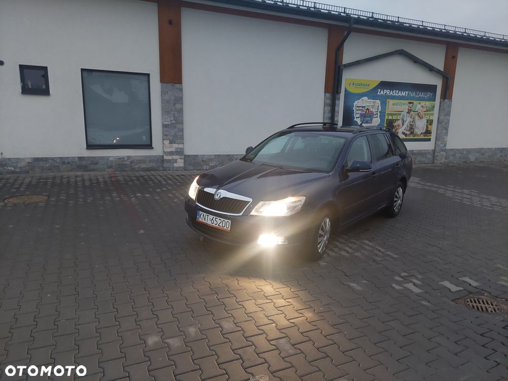 Skoda Octavia 1.6 TDI DPF Elegance - 1