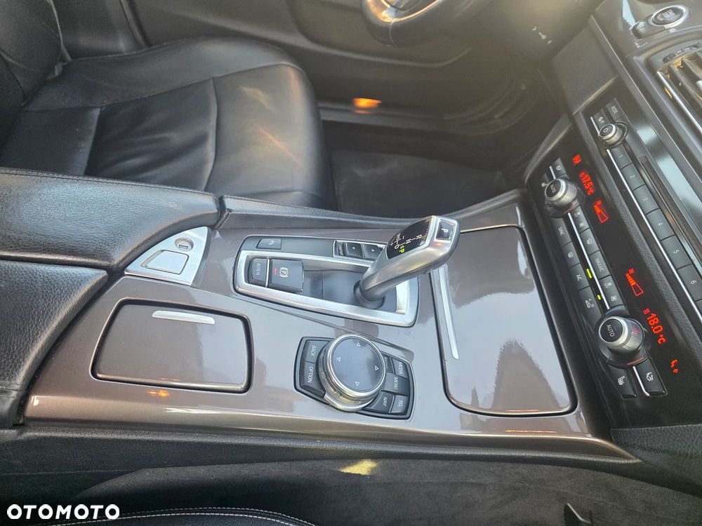 BMW Seria 5 520d Luxury Line - 18