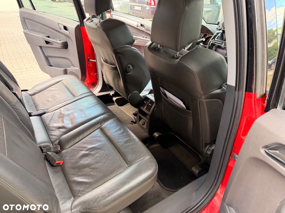 Opel Zafira - 4