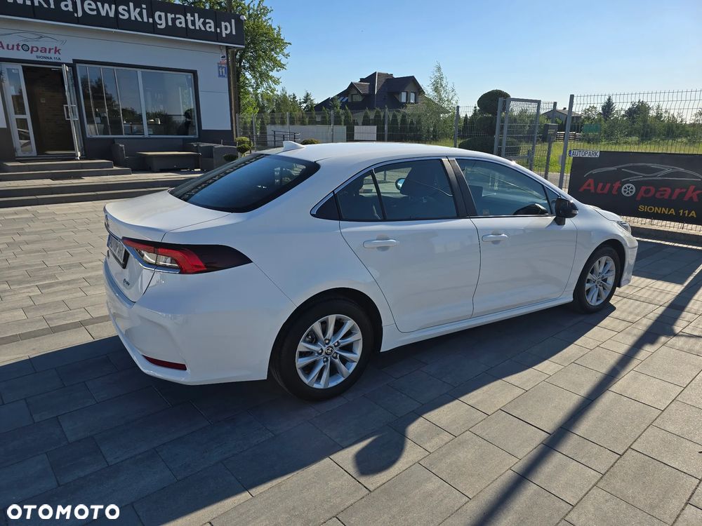 Toyota Corolla 1.8 Hybrid Comfort - 16